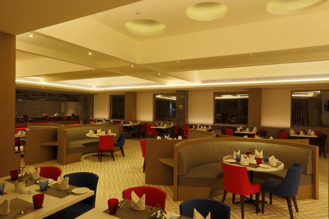 فندق Ramada Plaza By Wyndham لاكناو المظهر الخارجي الصورة
