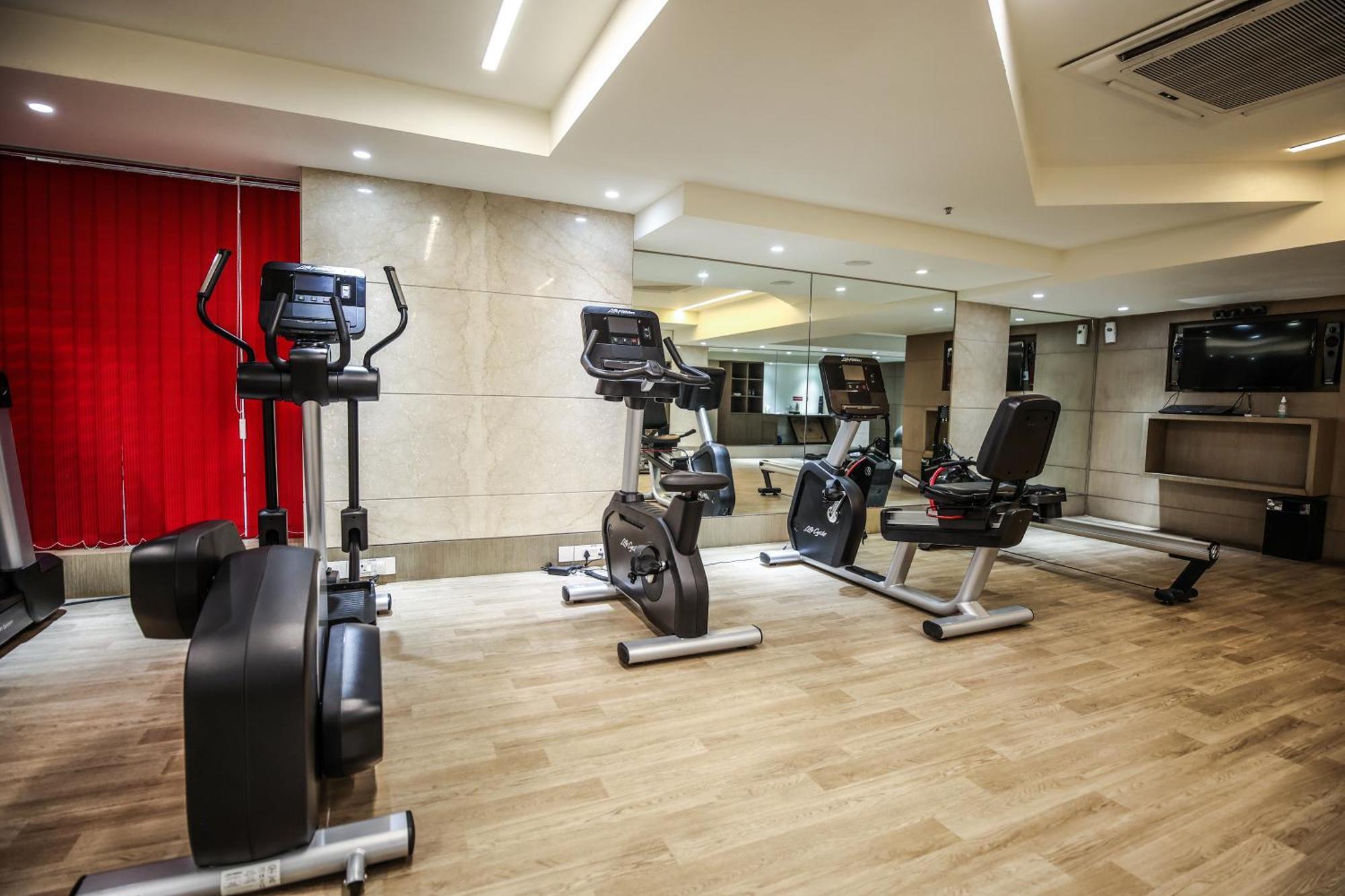 فندق Ramada Plaza By Wyndham لاكناو المظهر الخارجي الصورة