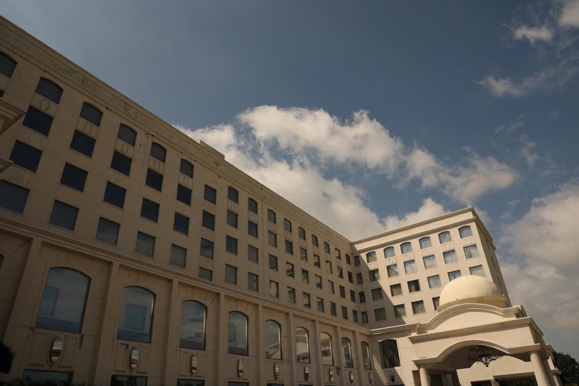 فندق Ramada Plaza By Wyndham لاكناو المظهر الخارجي الصورة