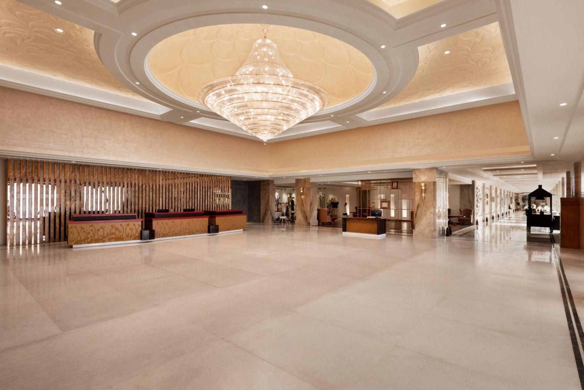 فندق Ramada Plaza By Wyndham لاكناو المظهر الخارجي الصورة