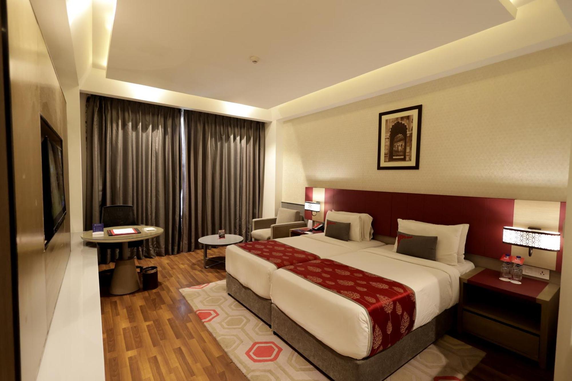 فندق Ramada Plaza By Wyndham لاكناو المظهر الخارجي الصورة