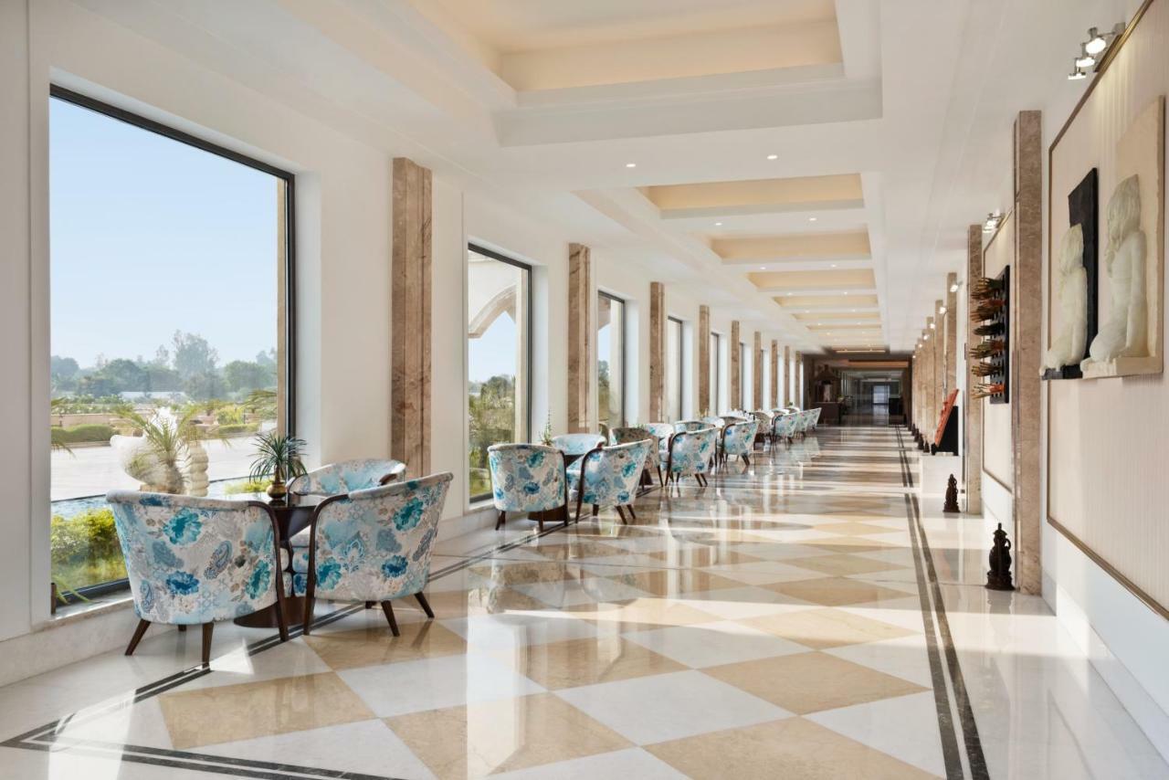 فندق Ramada Plaza By Wyndham لاكناو المظهر الخارجي الصورة
